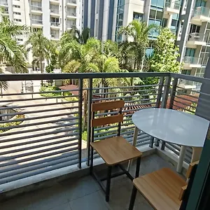  Apartment Condotel In Front Of Terminal 3 Philippines