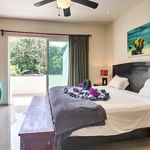 Casa Esmeralda With Pool Access And Furnished Patio! Villa Tulum